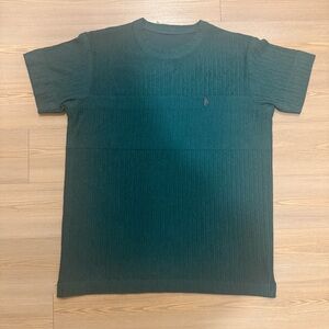 Elegant Forest Green Women's Short Sleeve Top